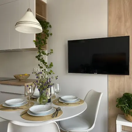 Marine Penelopa Silver דירה