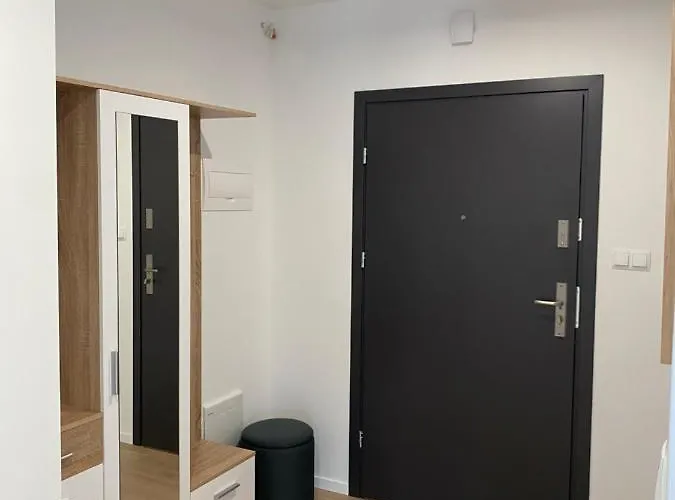 Marine Penelopa Silver 斯维诺乌伊希切