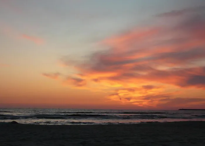 Marine Penelopa Silver 公寓 *